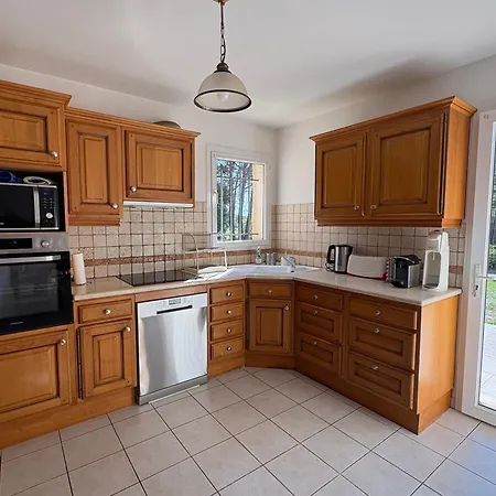 Provencale Dans Le Golfe De Saint Tropez * Grimaud