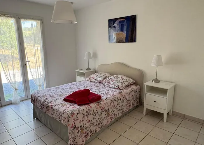 Provencale Dans Le Golfe De Saint Tropez *